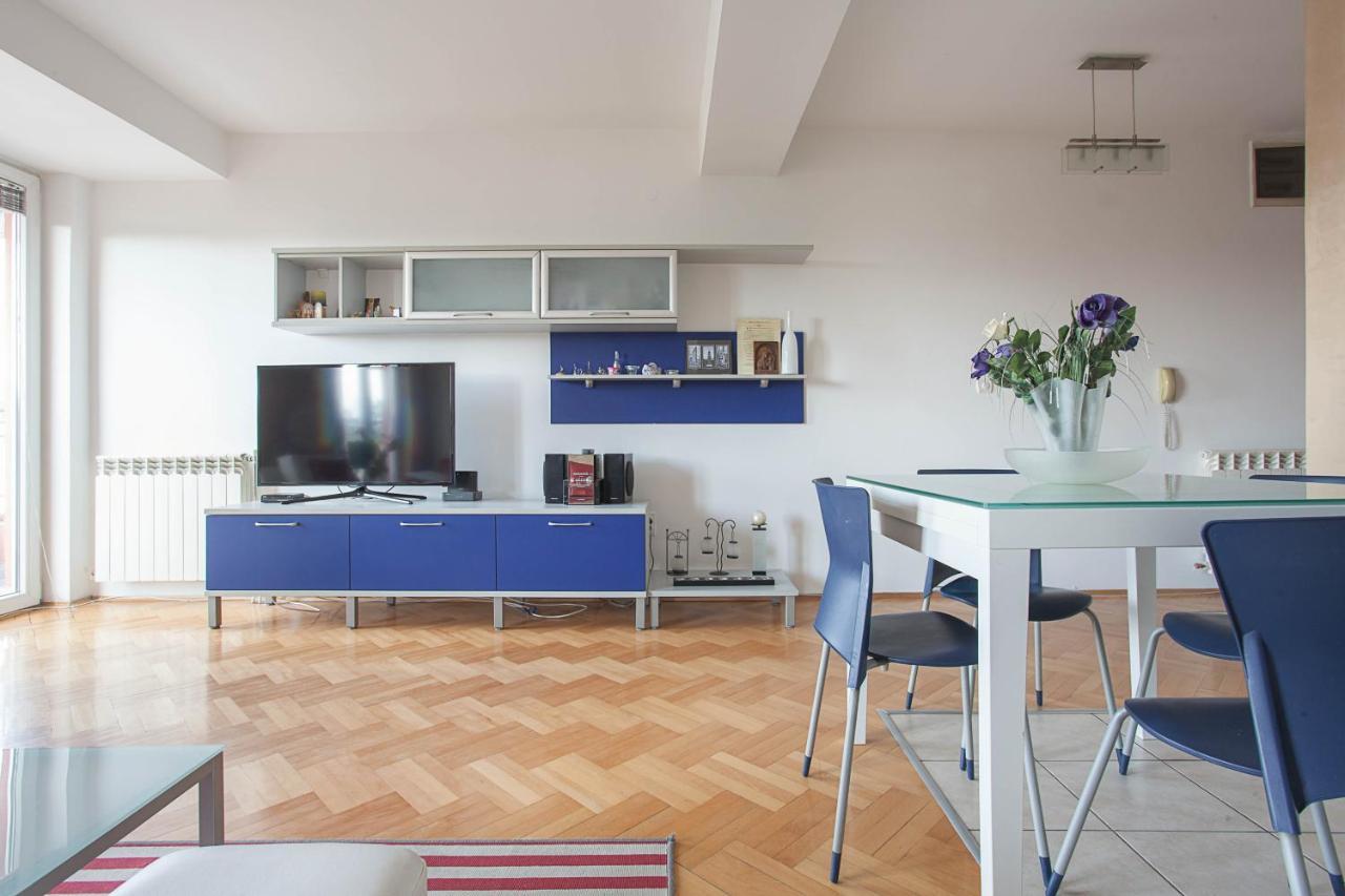 Red Apartment สโกเปีย ภายนอก รูปภาพ