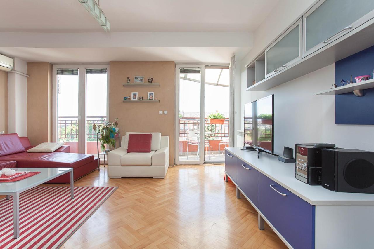 Red Apartment สโกเปีย ภายนอก รูปภาพ